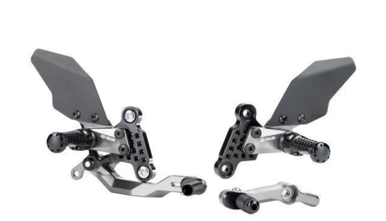 Подножки водительские Gilles регулируемые для Yamaha MT-09/XSR900